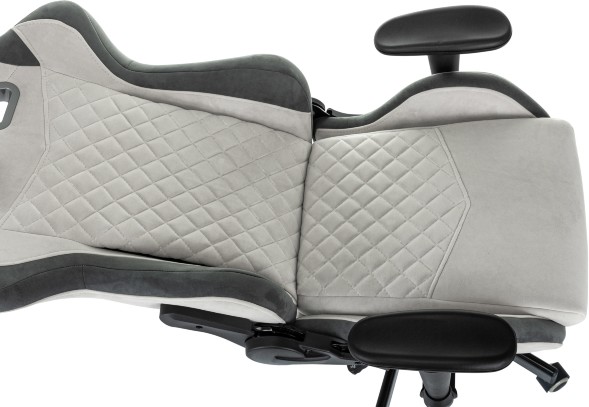 Кресло игровое Knight Regal